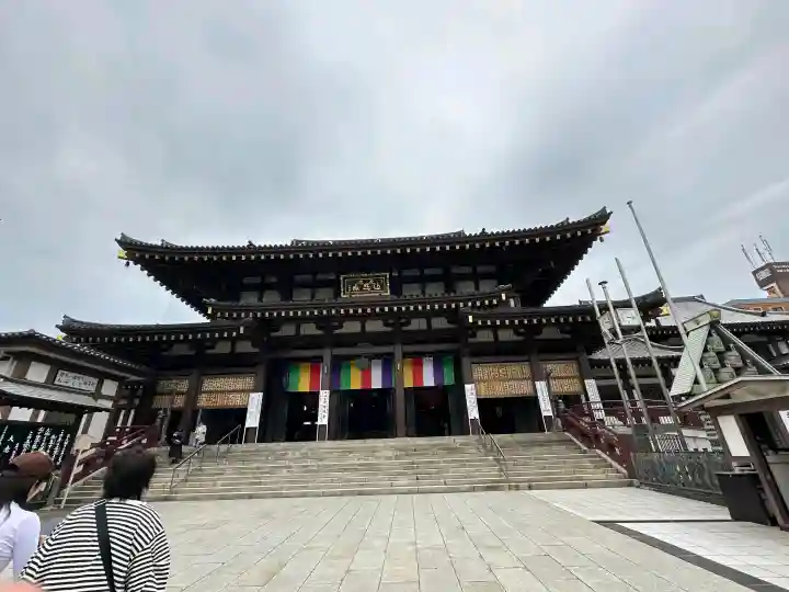 川崎大師(平間寺)の{uncategorized: "未分類", other: "その他", undefined: "問題あり", building: "その他建物", grave: "お墓", sacred_gate: "鳥居", guardian: "狛犬", statue: "像", buddha: "仏像", history: "歴史", nature: "自然", garden: "庭園", animal: "動物", pagoda: "塔", temizu: "手水舎", mountain_gate: "山門・神門", sanctuary: "本殿・本堂", subordinate: "末社・摂社", art: "芸術", scenery: "景色", jizo: "地蔵", ema: "絵馬", goshuin: "御朱印", omikuji: "おみくじ", items: "授与品その他", amulet: "お守り", goshuincho: "御朱印帳", eats: "食事", festival: "お祭り", votive_dance: "神楽", shichigosan: "七五三参", wedding: "結婚式", experience: "体験その他", initially: "初詣", around: "周辺", anti_infection: "感染症対策"}