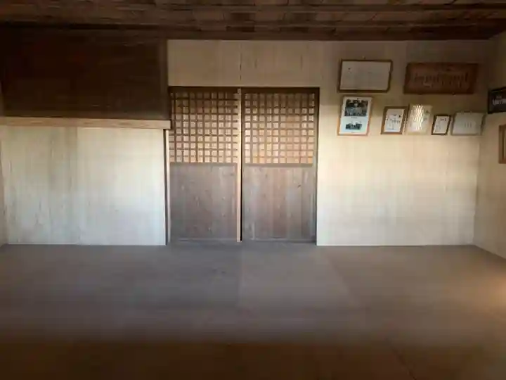 若宮八幡神社の本殿・本堂