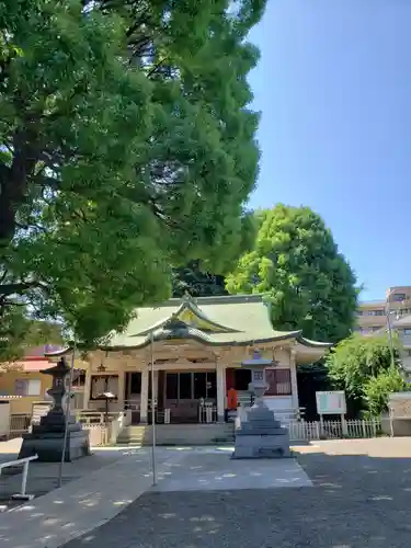 白山神社の本殿