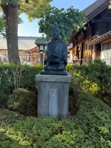 松陰神社の{uncategorized: "未分類", other: "その他", undefined: "問題あり", building: "その他建物", grave: "お墓", sacred_gate: "鳥居", guardian: "狛犬", statue: "像", buddha: "仏像", history: "歴史", nature: "自然", garden: "庭園", animal: "動物", pagoda: "塔", temizu: "手水舎", mountain_gate: "山門・神門", sanctuary: "本殿・本堂", subordinate: "末社・摂社", art: "芸術", scenery: "景色", jizo: "地蔵", ema: "絵馬", goshuin: "御朱印", omikuji: "おみくじ", items: "授与品その他", amulet: "お守り", goshuincho: "御朱印帳", eats: "食事", festival: "お祭り", votive_dance: "神楽", shichigosan: "七五三参", wedding: "結婚式", experience: "体験その他", initially: "初詣", around: "周辺", anti_infection: "感染症対策"}