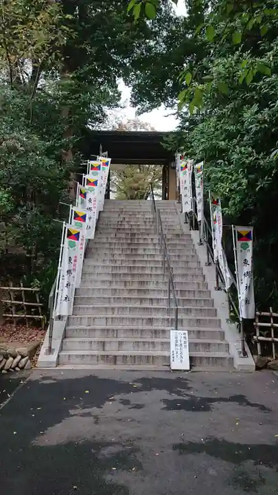 東郷神社の山門・神門