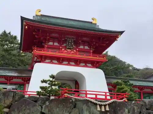 赤間神宮の山門・神門