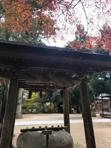 玉作湯神社の手水舎