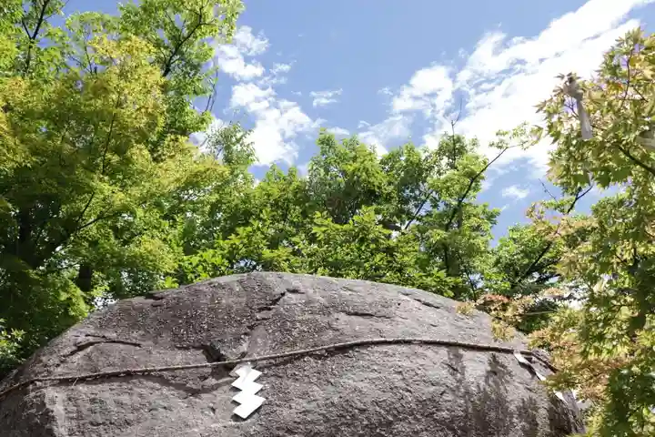 萬寿神社(柏屋本店願掛け萬寿石)(福島県)