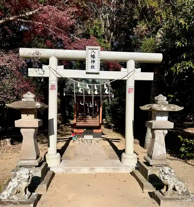 白子神社の{uncategorized: "未分類", other: "その他", undefined: "問題あり", building: "その他建物", grave: "お墓", sacred_gate: "鳥居", guardian: "狛犬", statue: "像", buddha: "仏像", history: "歴史", nature: "自然", garden: "庭園", animal: "動物", pagoda: "塔", temizu: "手水舎", mountain_gate: "山門・神門", sanctuary: "本殿・本堂", subordinate: "末社・摂社", art: "芸術", scenery: "景色", jizo: "地蔵", ema: "絵馬", goshuin: "御朱印", omikuji: "おみくじ", items: "授与品その他", amulet: "お守り", goshuincho: "御朱印帳", eats: "食事", festival: "お祭り", votive_dance: "神楽", shichigosan: "七五三参", wedding: "結婚式", experience: "体験その他", initially: "初詣", around: "周辺", anti_infection: "感染症対策"}