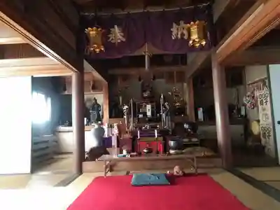 本明院の本殿・本堂