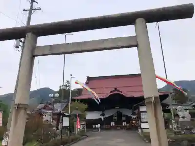 上田大神宮の{uncategorized: "未分類", other: "その他", undefined: "問題あり", building: "その他建物", grave: "お墓", sacred_gate: "鳥居", guardian: "狛犬", statue: "像", buddha: "仏像", history: "歴史", nature: "自然", garden: "庭園", animal: "動物", pagoda: "塔", temizu: "手水舎", mountain_gate: "山門・神門", sanctuary: "本殿・本堂", subordinate: "末社・摂社", art: "芸術", scenery: "景色", jizo: "地蔵", ema: "絵馬", goshuin: "御朱印", omikuji: "おみくじ", items: "授与品その他", amulet: "お守り", goshuincho: "御朱印帳", eats: "食事", festival: "お祭り", votive_dance: "神楽", shichigosan: "七五三参", wedding: "結婚式", experience: "体験その他", initially: "初詣", around: "周辺", anti_infection: "感染症対策"}