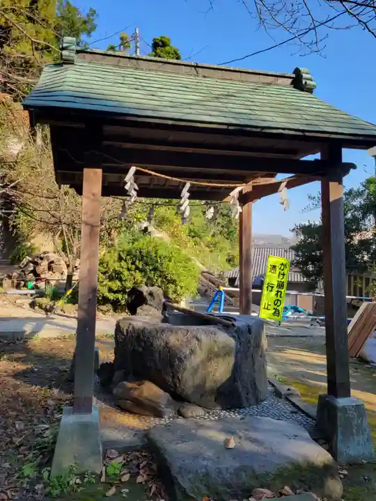 諏訪大神社の手水舎