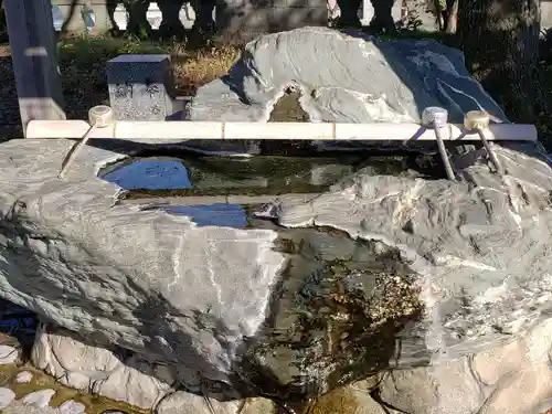 綿積神社の手水舎