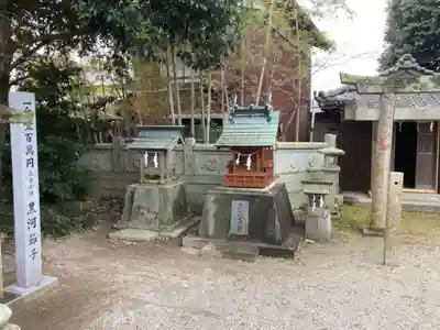 鶴岡八幡神社の末社・摂社
