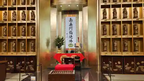 東本願寺本廟 牛久浄苑（牛久大仏）の仏像