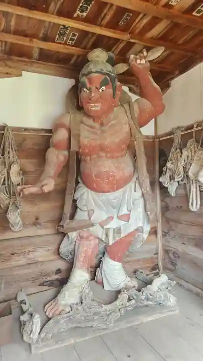 金剛山 正法寺の山門・神門