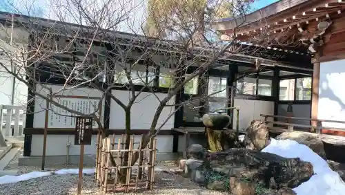 加納天満宮の{uncategorized: "未分類", other: "その他", undefined: "問題あり", building: "その他建物", grave: "お墓", sacred_gate: "鳥居", guardian: "狛犬", statue: "像", buddha: "仏像", history: "歴史", nature: "自然", garden: "庭園", animal: "動物", pagoda: "塔", temizu: "手水舎", mountain_gate: "山門・神門", sanctuary: "本殿・本堂", subordinate: "末社・摂社", art: "芸術", scenery: "景色", jizo: "地蔵", ema: "絵馬", goshuin: "御朱印", omikuji: "おみくじ", items: "授与品その他", amulet: "お守り", goshuincho: "御朱印帳", eats: "食事", festival: "お祭り", votive_dance: "神楽", shichigosan: "七五三参", wedding: "結婚式", experience: "体験その他", initially: "初詣", around: "周辺", anti_infection: "感染症対策"}