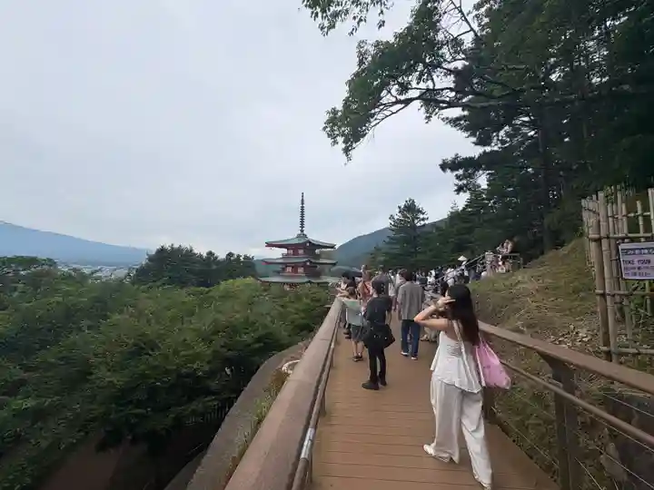 新倉富士浅間神社(山梨県)
