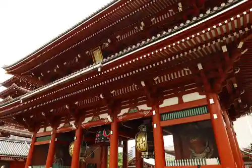 浅草寺の山門