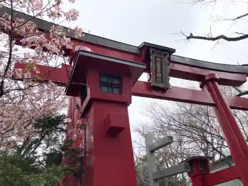 彌彦神社　(伊夜日子神社)の鳥居