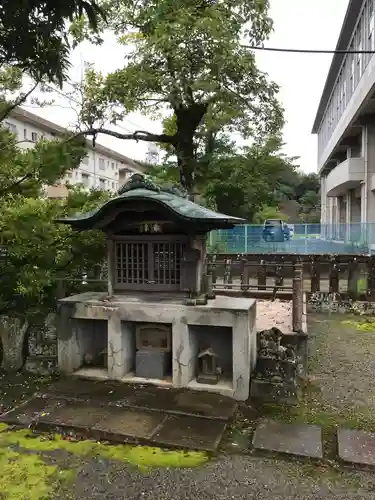 阿羅波比神社の末社