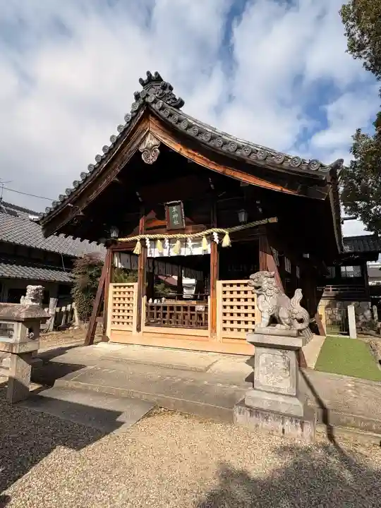 羊神社の{uncategorized: "未分類", other: "その他", undefined: "問題あり", building: "その他建物", grave: "お墓", sacred_gate: "鳥居", guardian: "狛犬", statue: "像", buddha: "仏像", history: "歴史", nature: "自然", garden: "庭園", animal: "動物", pagoda: "塔", temizu: "手水舎", mountain_gate: "山門・神門", sanctuary: "本殿・本堂", subordinate: "末社・摂社", art: "芸術", scenery: "景色", jizo: "地蔵", ema: "絵馬", goshuin: "御朱印", omikuji: "おみくじ", items: "授与品その他", amulet: "お守り", goshuincho: "御朱印帳", eats: "食事", festival: "お祭り", votive_dance: "神楽", shichigosan: "七五三参", wedding: "結婚式", experience: "体験その他", initially: "初詣", around: "周辺", anti_infection: "感染症対策"}