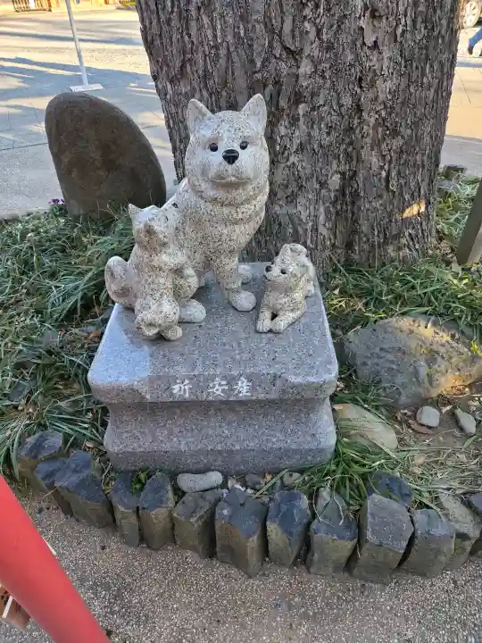 川越八幡宮の{uncategorized: "未分類", other: "その他", undefined: "問題あり", building: "その他建物", grave: "お墓", sacred_gate: "鳥居", guardian: "狛犬", statue: "像", buddha: "仏像", history: "歴史", nature: "自然", garden: "庭園", animal: "動物", pagoda: "塔", temizu: "手水舎", mountain_gate: "山門・神門", sanctuary: "本殿・本堂", subordinate: "末社・摂社", art: "芸術", scenery: "景色", jizo: "地蔵", ema: "絵馬", goshuin: "御朱印", omikuji: "おみくじ", items: "授与品その他", amulet: "お守り", goshuincho: "御朱印帳", eats: "食事", festival: "お祭り", votive_dance: "神楽", shichigosan: "七五三参", wedding: "結婚式", experience: "体験その他", initially: "初詣", around: "周辺", anti_infection: "感染症対策"}