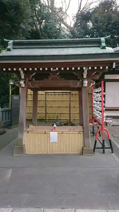 瀧泉寺(目黒不動尊)の手水舎