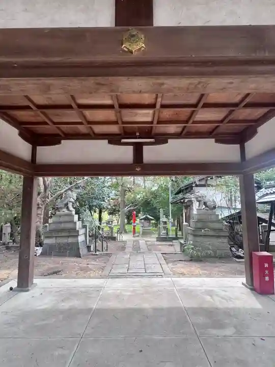 凉森神社の{uncategorized: "未分類", other: "その他", undefined: "問題あり", building: "その他建物", grave: "お墓", sacred_gate: "鳥居", guardian: "狛犬", statue: "像", buddha: "仏像", history: "歴史", nature: "自然", garden: "庭園", animal: "動物", pagoda: "塔", temizu: "手水舎", mountain_gate: "山門・神門", sanctuary: "本殿・本堂", subordinate: "末社・摂社", art: "芸術", scenery: "景色", jizo: "地蔵", ema: "絵馬", goshuin: "御朱印", omikuji: "おみくじ", items: "授与品その他", amulet: "お守り", goshuincho: "御朱印帳", eats: "食事", festival: "お祭り", votive_dance: "神楽", shichigosan: "七五三参", wedding: "結婚式", experience: "体験その他", initially: "初詣", around: "周辺", anti_infection: "感染症対策"}