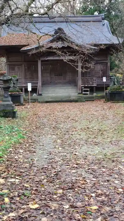 七座神社の本殿・本堂