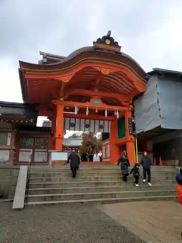 石清水八幡宮の{uncategorized: "未分類", other: "その他", undefined: "問題あり", building: "その他建物", grave: "お墓", sacred_gate: "鳥居", guardian: "狛犬", statue: "像", buddha: "仏像", history: "歴史", nature: "自然", garden: "庭園", animal: "動物", pagoda: "塔", temizu: "手水舎", mountain_gate: "山門・神門", sanctuary: "本殿・本堂", subordinate: "末社・摂社", art: "芸術", scenery: "景色", jizo: "地蔵", ema: "絵馬", goshuin: "御朱印", omikuji: "おみくじ", items: "授与品その他", amulet: "お守り", goshuincho: "御朱印帳", eats: "食事", festival: "お祭り", votive_dance: "神楽", shichigosan: "七五三参", wedding: "結婚式", experience: "体験その他", initially: "初詣", around: "周辺", anti_infection: "感染症対策"}