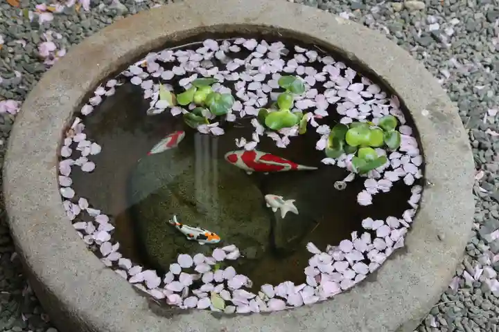 西野神社の手水舎