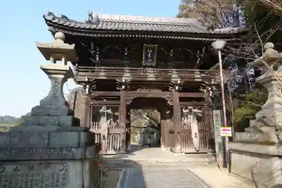 朝護孫子寺の山門・神門