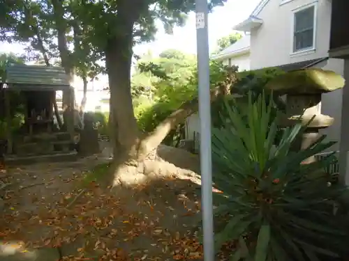 高砂稲荷神社の周辺