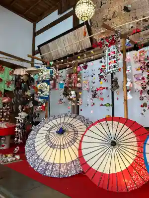 陽林寺の{uncategorized: "未分類", other: "その他", undefined: "問題あり", building: "その他建物", grave: "お墓", sacred_gate: "鳥居", guardian: "狛犬", statue: "像", buddha: "仏像", history: "歴史", nature: "自然", garden: "庭園", animal: "動物", pagoda: "塔", temizu: "手水舎", mountain_gate: "山門・神門", sanctuary: "本殿・本堂", subordinate: "末社・摂社", art: "芸術", scenery: "景色", jizo: "地蔵", ema: "絵馬", goshuin: "御朱印", omikuji: "おみくじ", items: "授与品その他", amulet: "お守り", goshuincho: "御朱印帳", eats: "食事", festival: "お祭り", votive_dance: "神楽", shichigosan: "七五三参", wedding: "結婚式", experience: "体験その他", initially: "初詣", around: "周辺", anti_infection: "感染症対策"}