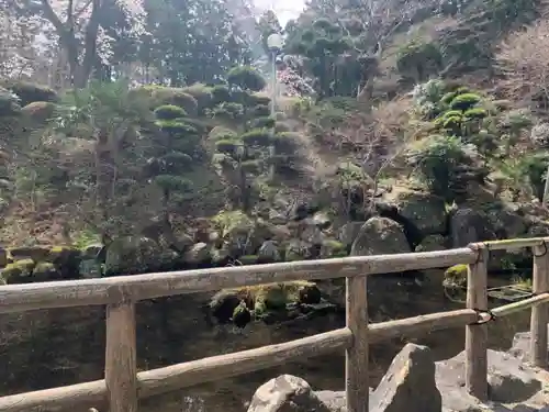 神場山神社の庭園