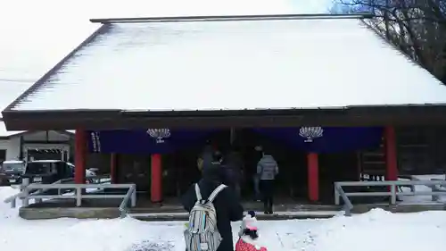 輪西神社の本殿