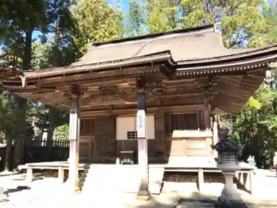 壇上伽藍の本殿・本堂