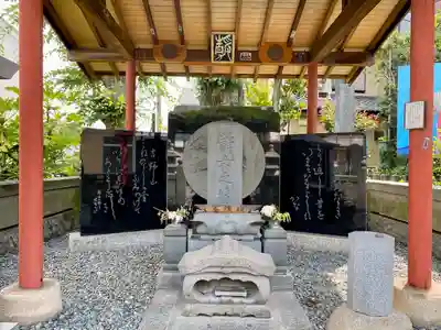 静御前の墓（光了寺跡）(埼玉県)