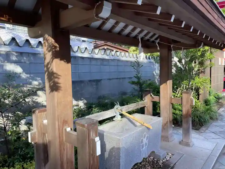 成子天神社の手水舎