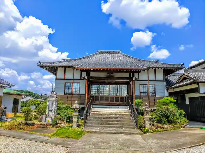 前熊寺の本殿・本堂
