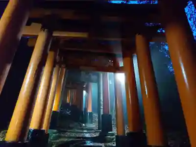 伏見稲荷大社間ノ峰(荷田社神蹟・ 伊勢大神)(京都府)