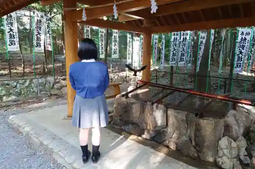 熊野本宮大社の手水舎