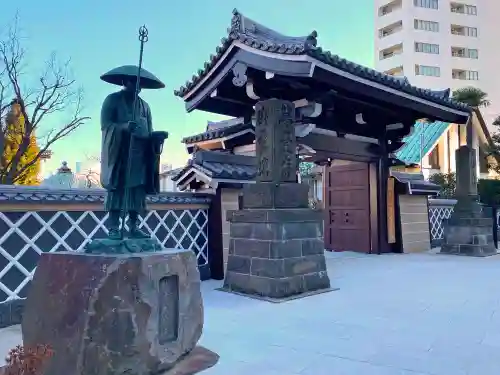 高野山東京別院の山門