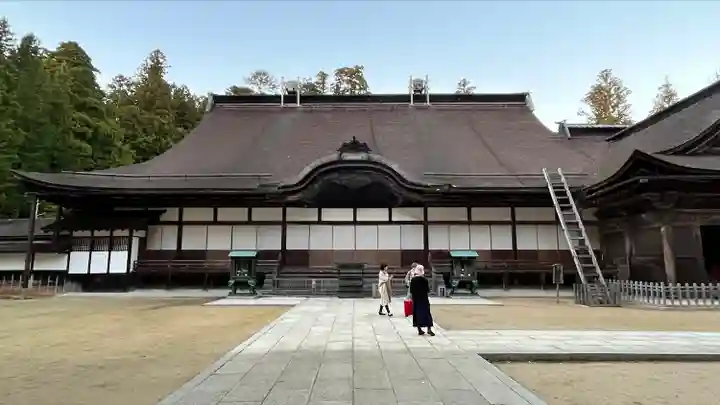 高野山金剛峯寺の本殿・本堂