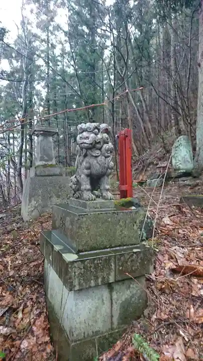 八幡神社の狛犬