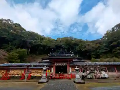 和歌浦天満宮の{uncategorized: "未分類", other: "その他", undefined: "問題あり", building: "その他建物", grave: "お墓", sacred_gate: "鳥居", guardian: "狛犬", statue: "像", buddha: "仏像", history: "歴史", nature: "自然", garden: "庭園", animal: "動物", pagoda: "塔", temizu: "手水舎", mountain_gate: "山門・神門", sanctuary: "本殿・本堂", subordinate: "末社・摂社", art: "芸術", scenery: "景色", jizo: "地蔵", ema: "絵馬", goshuin: "御朱印", omikuji: "おみくじ", items: "授与品その他", amulet: "お守り", goshuincho: "御朱印帳", eats: "食事", festival: "お祭り", votive_dance: "神楽", shichigosan: "七五三参", wedding: "結婚式", experience: "体験その他", initially: "初詣", around: "周辺", anti_infection: "感染症対策"}