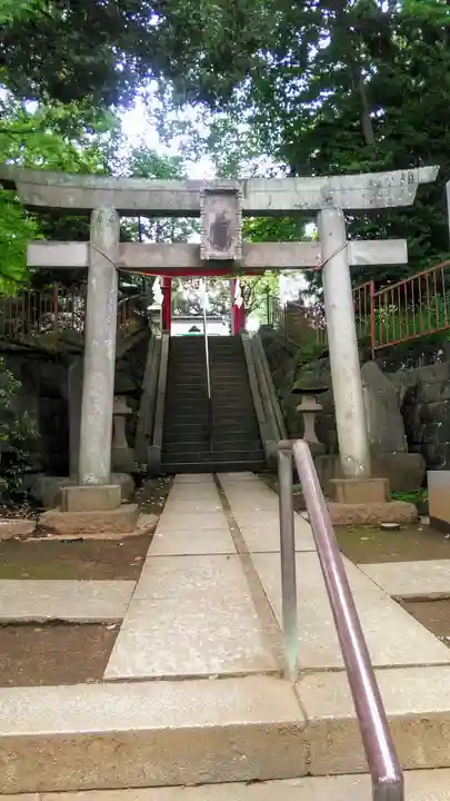 久我山稲荷神社の鳥居