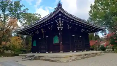 仁和寺の{uncategorized: "未分類", other: "その他", undefined: "問題あり", building: "その他建物", grave: "お墓", sacred_gate: "鳥居", guardian: "狛犬", statue: "像", buddha: "仏像", history: "歴史", nature: "自然", garden: "庭園", animal: "動物", pagoda: "塔", temizu: "手水舎", mountain_gate: "山門・神門", sanctuary: "本殿・本堂", subordinate: "末社・摂社", art: "芸術", scenery: "景色", jizo: "地蔵", ema: "絵馬", goshuin: "御朱印", omikuji: "おみくじ", items: "授与品その他", amulet: "お守り", goshuincho: "御朱印帳", eats: "食事", festival: "お祭り", votive_dance: "神楽", shichigosan: "七五三参", wedding: "結婚式", experience: "体験その他", initially: "初詣", around: "周辺", anti_infection: "感染症対策"}
