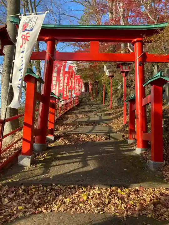鼻顔稲荷神社(長野県)