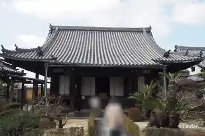 西方院の本殿・本堂