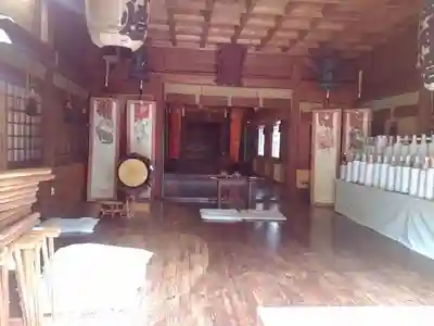 諏訪神社の本殿・本堂