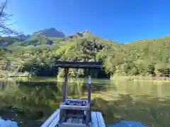 穂高神社奥宮の建物その他