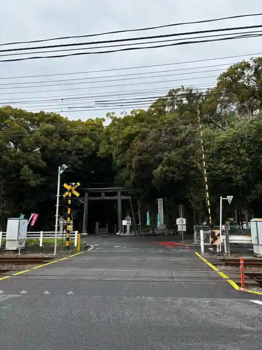 靜岡縣護國神社の{uncategorized: "未分類", other: "その他", undefined: "問題あり", building: "その他建物", grave: "お墓", sacred_gate: "鳥居", guardian: "狛犬", statue: "像", buddha: "仏像", history: "歴史", nature: "自然", garden: "庭園", animal: "動物", pagoda: "塔", temizu: "手水舎", mountain_gate: "山門・神門", sanctuary: "本殿・本堂", subordinate: "末社・摂社", art: "芸術", scenery: "景色", jizo: "地蔵", ema: "絵馬", goshuin: "御朱印", omikuji: "おみくじ", items: "授与品その他", amulet: "お守り", goshuincho: "御朱印帳", eats: "食事", festival: "お祭り", votive_dance: "神楽", shichigosan: "七五三参", wedding: "結婚式", experience: "体験その他", initially: "初詣", around: "周辺", anti_infection: "感染症対策"}